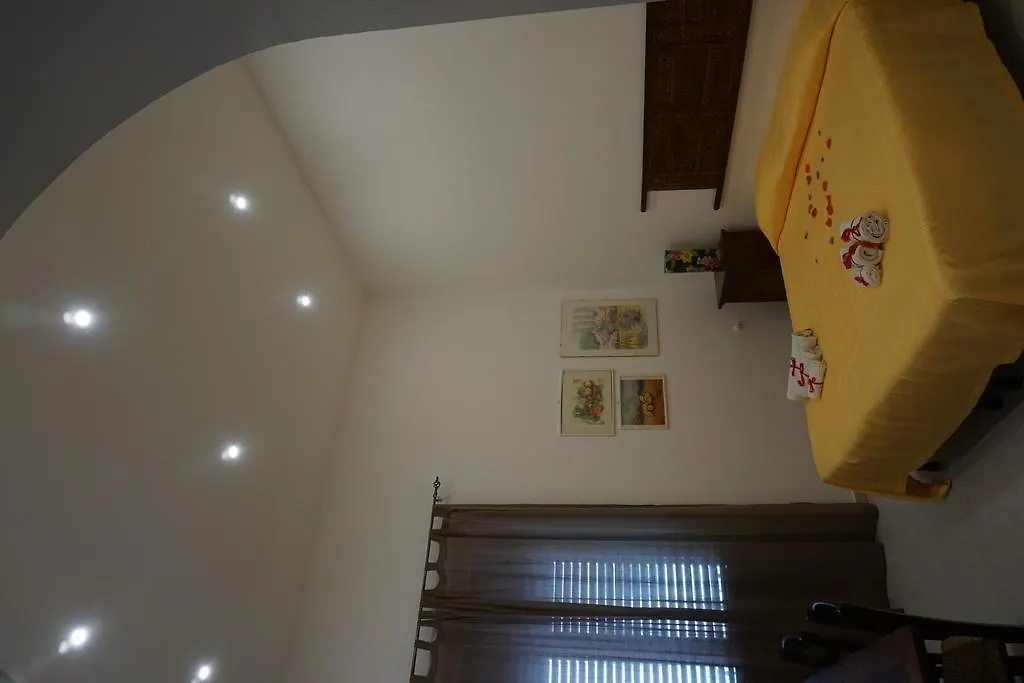 La Casa Dei Limoni Bed & Breakfast Palermo 2*,