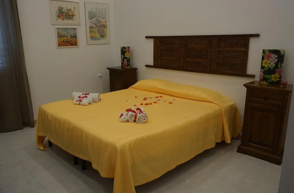 La Casa Dei Limoni Bed & Breakfast Palermo 2*,